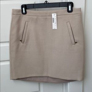 Never worn, cream JCrew skirt!